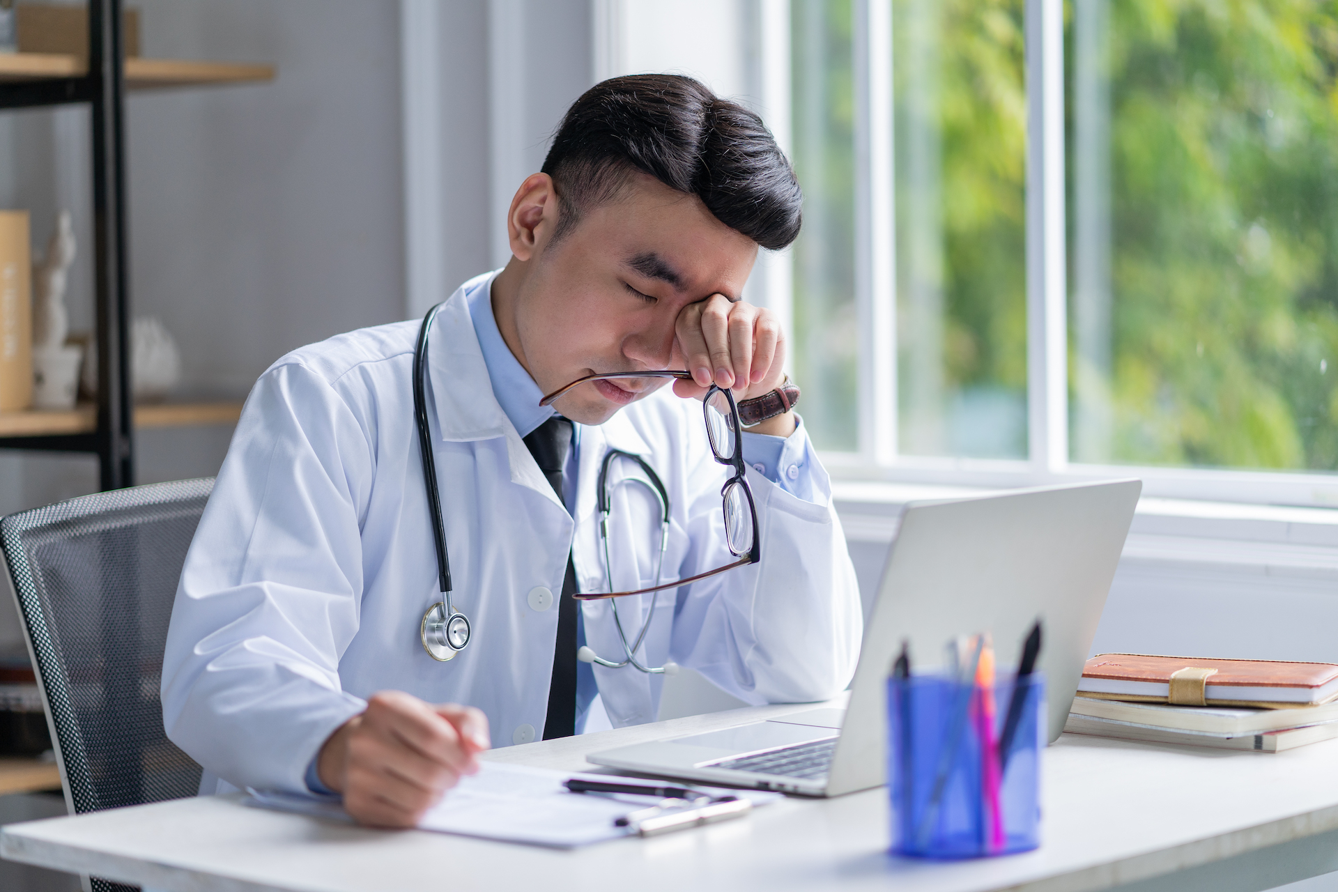 Attention, physicians and healthcare staff! 🩺 Struggling to find balance in your work and personal life? We've got the solution you've been waiting for. Discover how ONQ's QFamily contact center services can give you back precious time, reduce stress, and help you prioritize patient care.